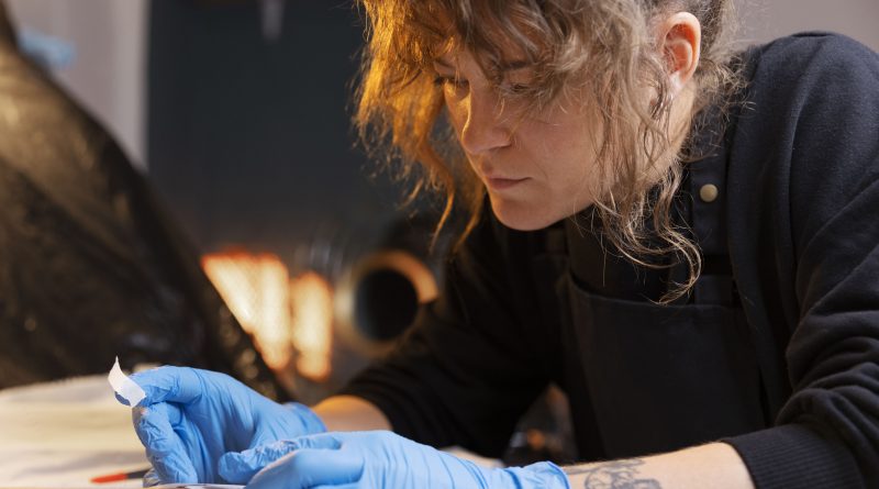 Mercado de remoção de tatuagens pode crescer 8,5%, diz estudo