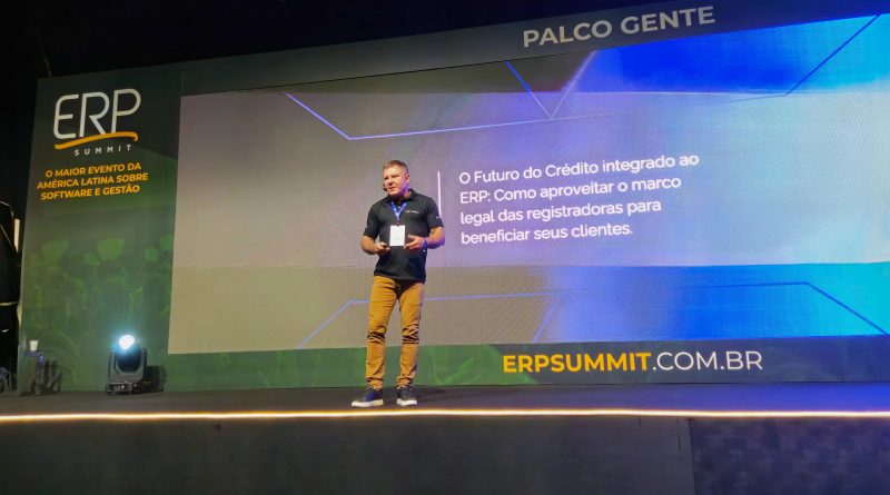 Crédito: presidente da Nexxera palestra no ERP Summit 2024