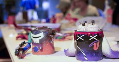 Exposição une arte, reciclagem e inteligência artificial