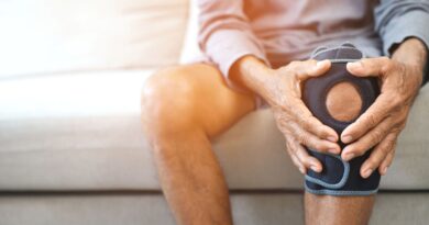 Dor no joelho é condição comum entre adultos brasileiros