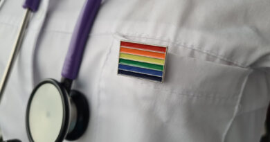 Atendimento urológico inclusivo é fundamental, diz médico