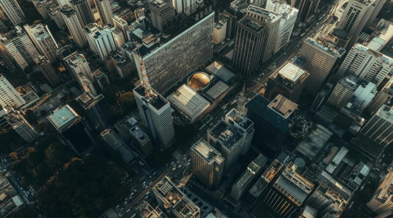 Busca por regiões de luxo impulsiona setor imobiliário em SP