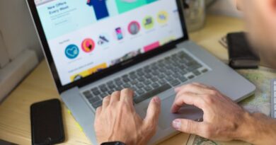 Produtos temáticos ampliam presença de marcas no e-commerce