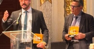 Theatro Municipal, lotado pelo povo, foi palco do maior prêmio pela integridade