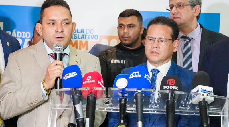 Câmara Municipal de Manaus recebe representantes de ‘motorubers’ para diálogo sobre regulamentação da categoria