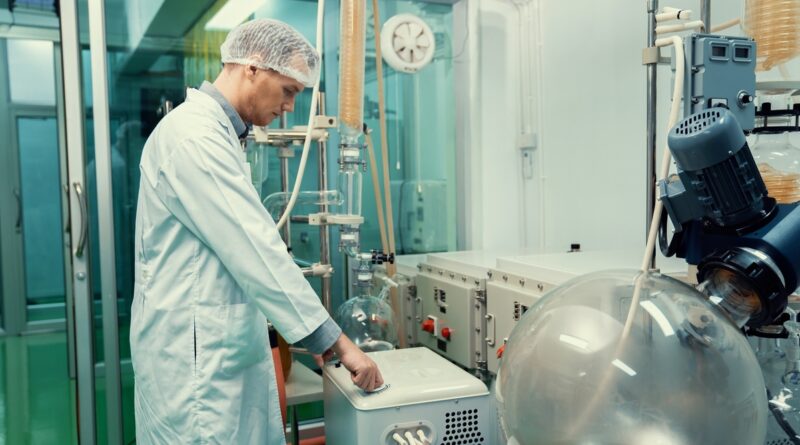 Escovas para balões volumétricos garantem higiene em laboratórios brasileiros
