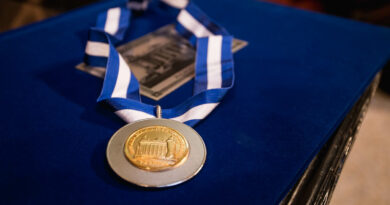 Ricardo Cavalcanti Ribeiro é homenageado com a Medalha Tiradentes