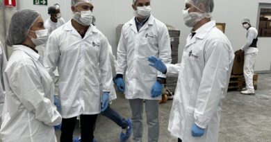 Diretor da Anvisa visita nova fábrica da Soldiers Nutrition