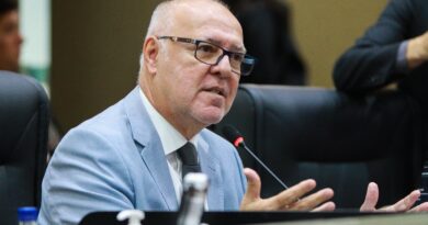 CMM aprova Projeto de Lei que reconhece serviços estéticos como atividades essenciais em Manaus