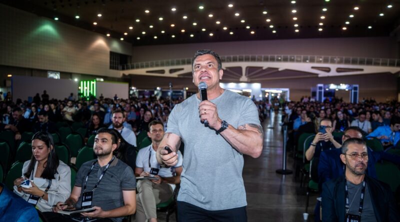Encontro de gestão empresarial discute inteligência artificial para líderes
