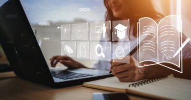 Graduados ganham até 148% a mais do que aqueles que têm somente o ensino médio