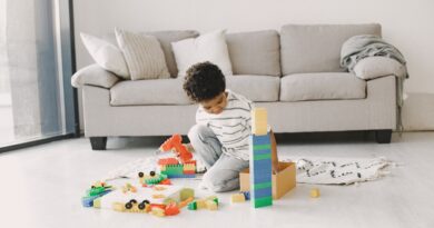 Recesso escolar desafia rotina de 2,4 milhões de brasileiros com autismo