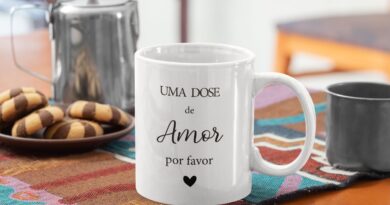 Loja aposta em canecas com estampas temáticas