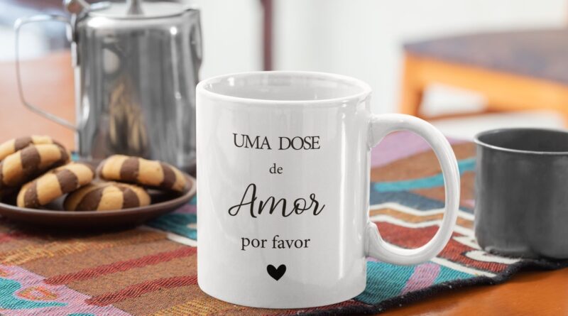 Loja aposta em canecas com estampas temáticas