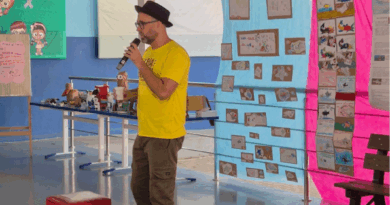 Autor leva o Projeto Douradinho a mil estudantes de Imbituba (SC)
