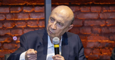 Pagos debate regulação e economia com ex-ministro