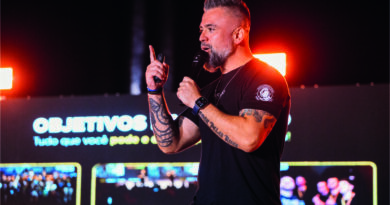 Robson V. Leite desenvolve métodos para agências digitais