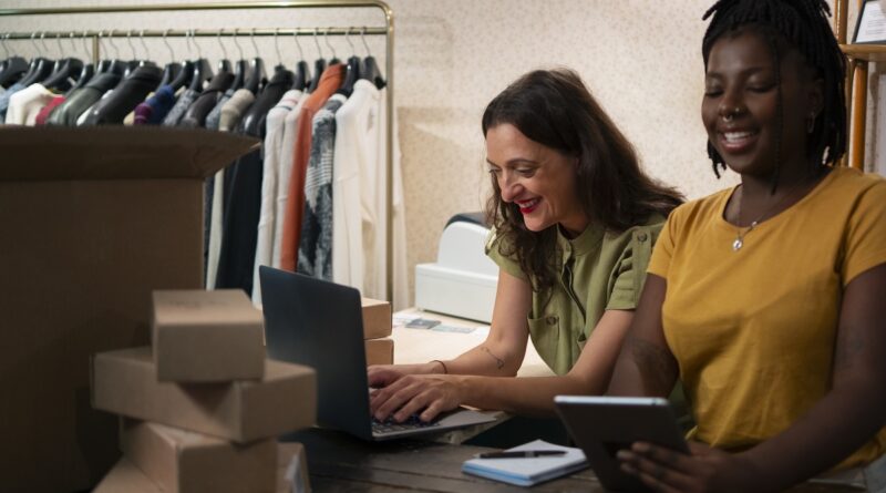 Stoqui democratiza o e-commerce para pequenos negócios