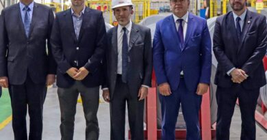 Embaixador da Argentina visita fábrica da Barbieri no Paraná