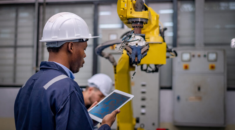 Automação amplia demanda por profissionais de tecnologia