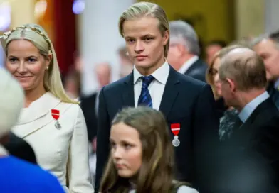 Filho de princesa da Noruega é condenado a 4 anos de prisão
