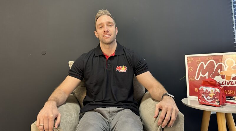 Gabriel Ramirez leva delivery ao interior do Brasil