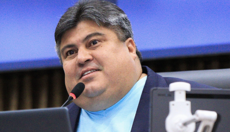 David Reis anuncia pagamento dos servidores da CMM e antecipação da primeira parcela do 13º salário