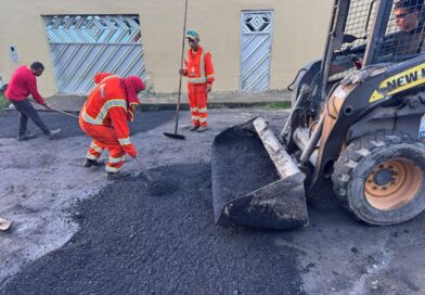 Prefeitura de Manaus intensifica recuperação asfáltica no bairro Colônia Terra Nova e amplia segurança viária na zona Norte