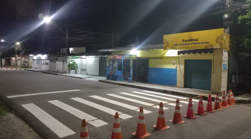 Prefeitura de Manaus reforça sinalização viária do bairro Santo Agostinho para ampliar segurança no trânsito da zona Oeste