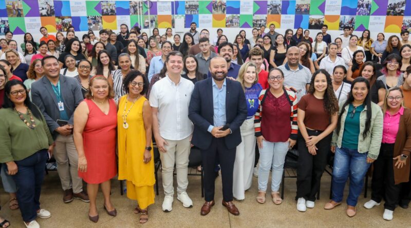 Prefeitura de Manaus realiza a integração de 150 novos profissionais de apoio escolar para a rede municipal