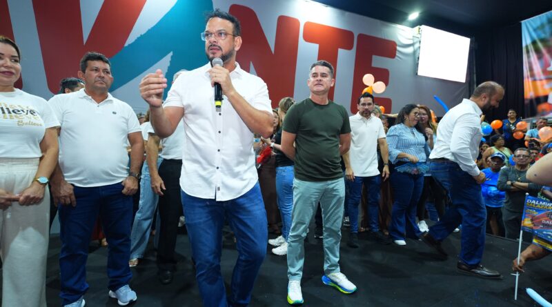 David Almeida lança pré-candidatura de Dalmir Salazar e reúne 1.200 profissionais da educação em Manaus