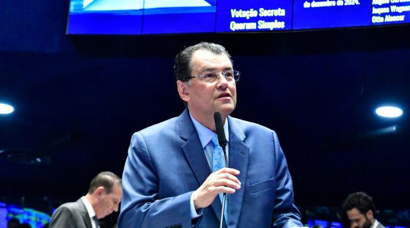 Eduardo Braga consolida influência nacional com oitava inclusão consecutiva entre os “Cabeças do Congresso”