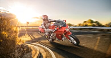 ABS 10 para motos reforça avanço da segurança no trânsito