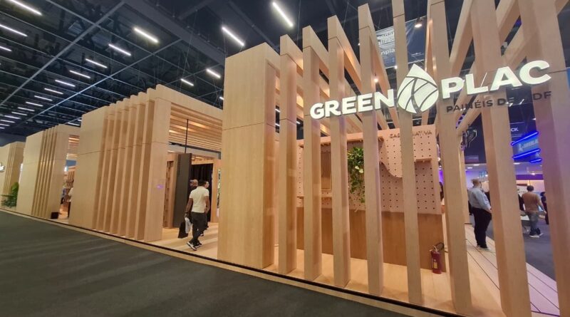 Greenplac MDF doa estande da ForMóbile 2026 à ONG Construide
