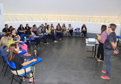 Prefeitura abre inscrições para cursos gratuitos de idiomas para servidores da educação municipal de Manaus