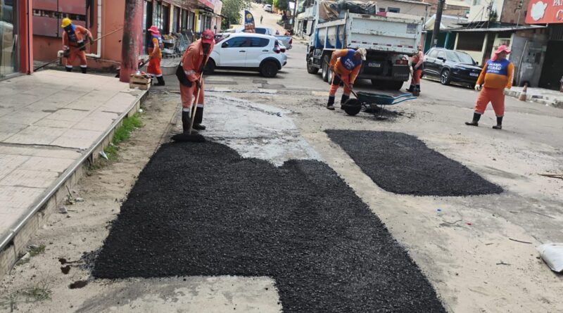 Prefeitura de Manaus intensifica recuperação asfáltica no bairro Lírio do Vale e melhora mobilidade na zona Centro-Oeste