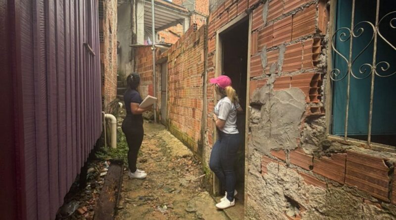 Prefeitura de Manaus leva ação de cadastramento para regularização fundiária a comunidades da zona Leste