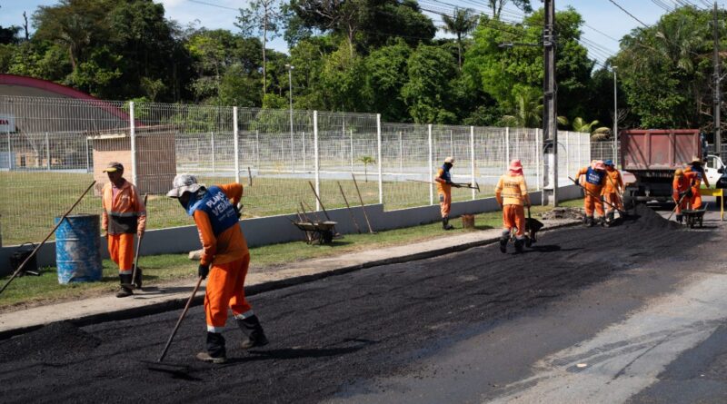 Prefeitura de Manaus intensifica manutenção asfáltica em importante corredor viário do bairro Novo Aleixo