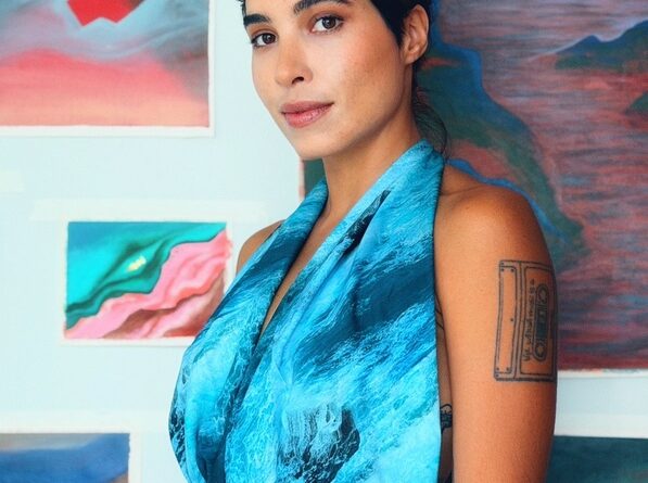 Artista brasiliense Isadora Maia inaugura mostra em Portugal