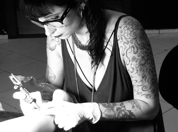 Projeto Renascer abre inscrições no mês do Tatuador
