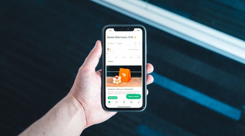 Compras pelas redes sociais avançam no mercado brasileiro