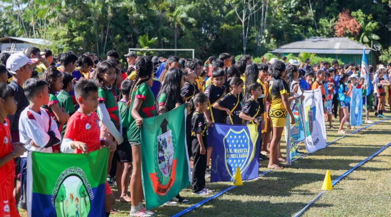 Esporte e integração reúnem cerca de 300 estudantes na 4ª edição da Municipíadas Ribeirinha da Prefeitura de Manaus
