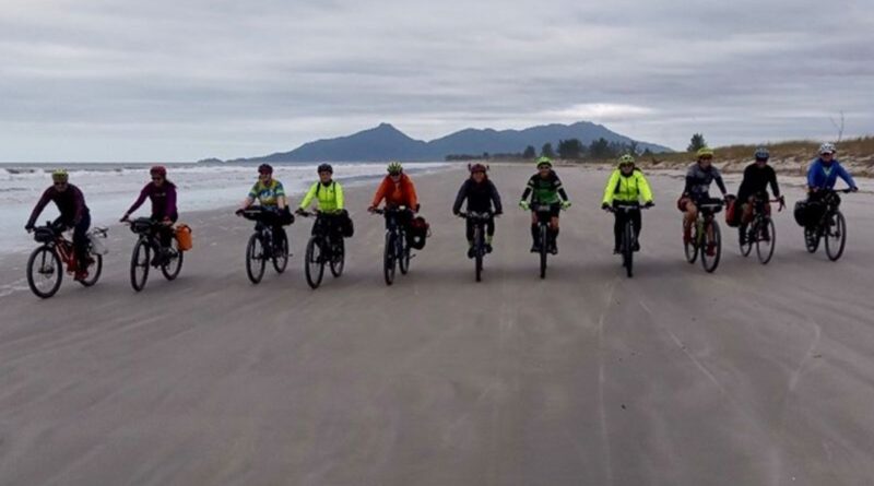 Sobre duas rodas: cicloturismo nas estâncias paulistas