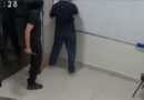 Adolescente que esfaqueou professor é apreendido pela Polícia Civil