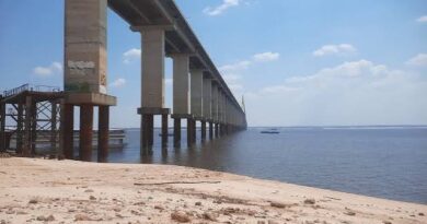 Rio Negro desce 61 centímetros em uma semana e chega a 25,86 metros em Manaus