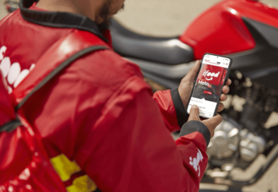 iFood oferece educação para 16 mil entregadores e familiares