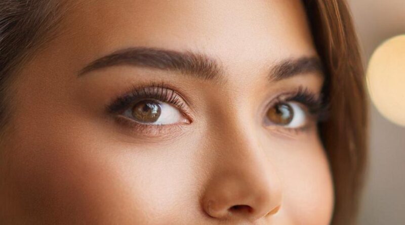 Blefaroplastia estruturada trata olhar de forma completa