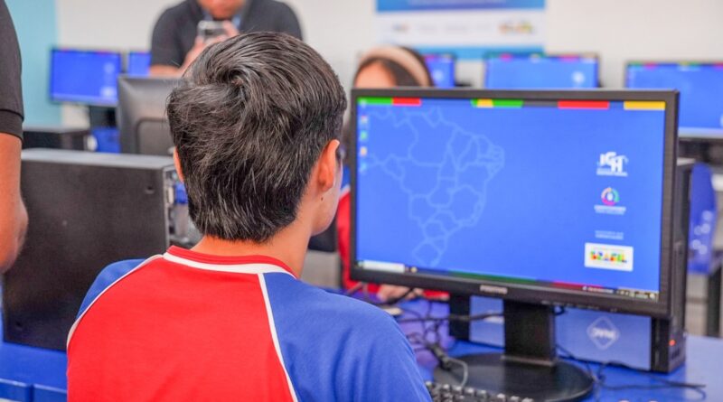 Aprender Conectado supera marca de 30 mil escolas