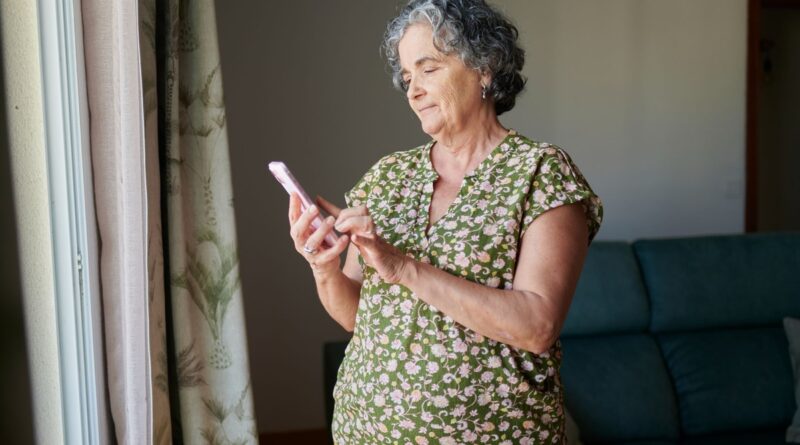 Vida digital desafia convivência na terceira idade