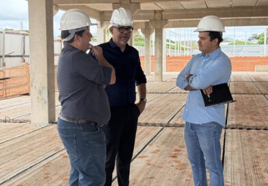 Simmons chega a 200 lojas e amplia presença no DF e Goiás